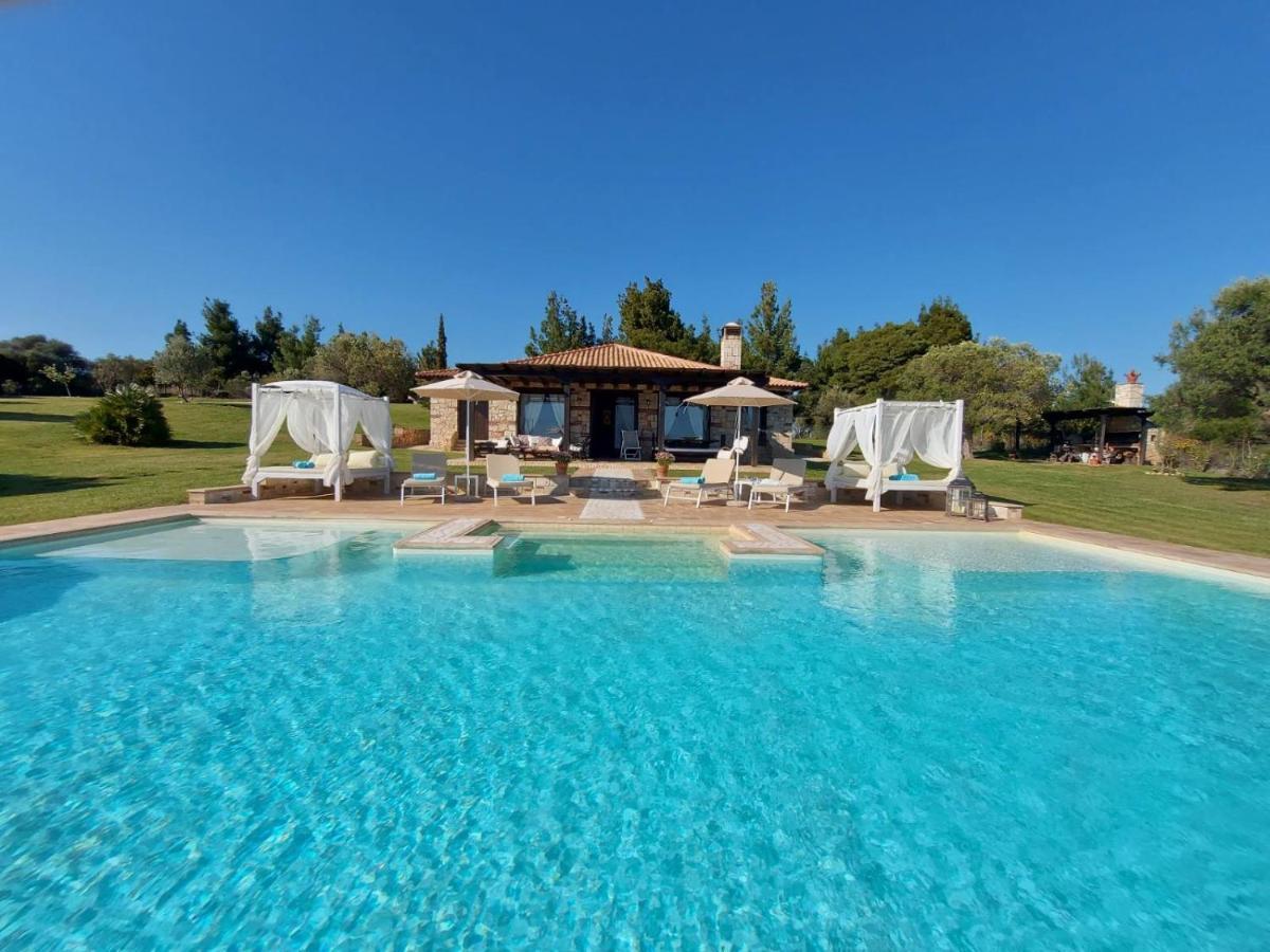 Sithonian Blue Royal Villa Nikiti  Extérieur photo