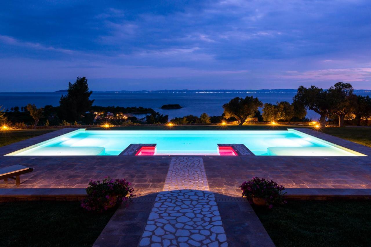 Sithonian Blue Royal Villa Nikiti  Extérieur photo
