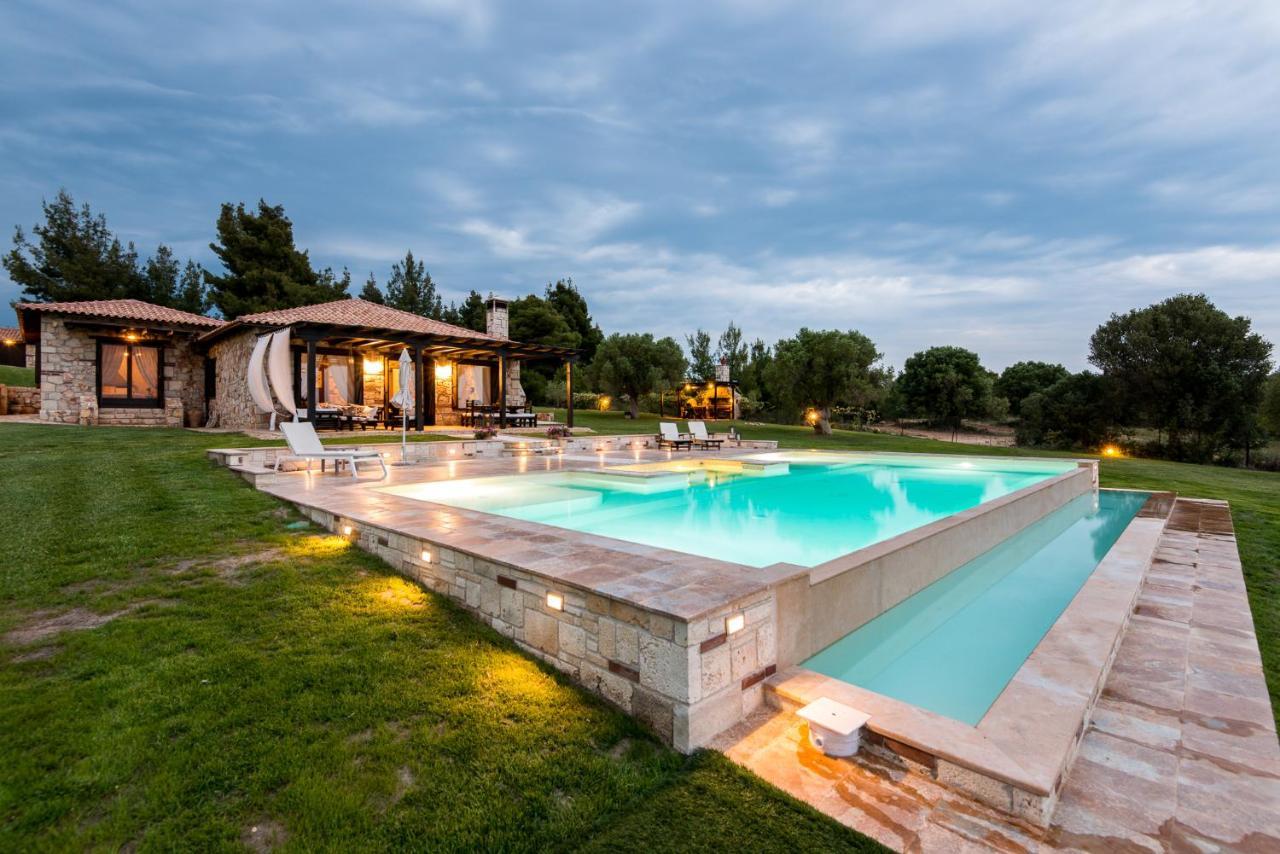 Sithonian Blue Royal Villa Nikiti  Extérieur photo