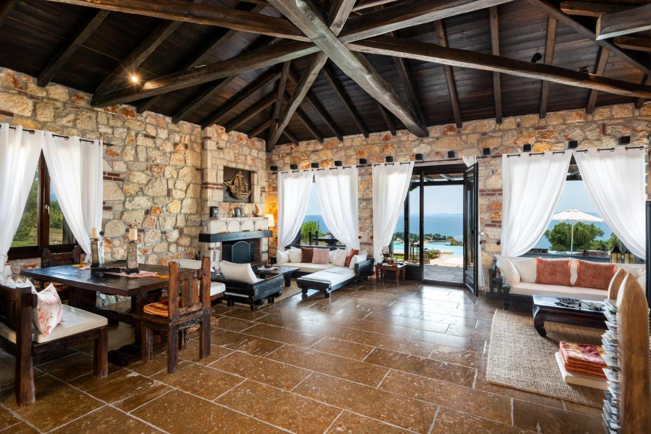Sithonian Blue Royal Villa Nikiti  Extérieur photo