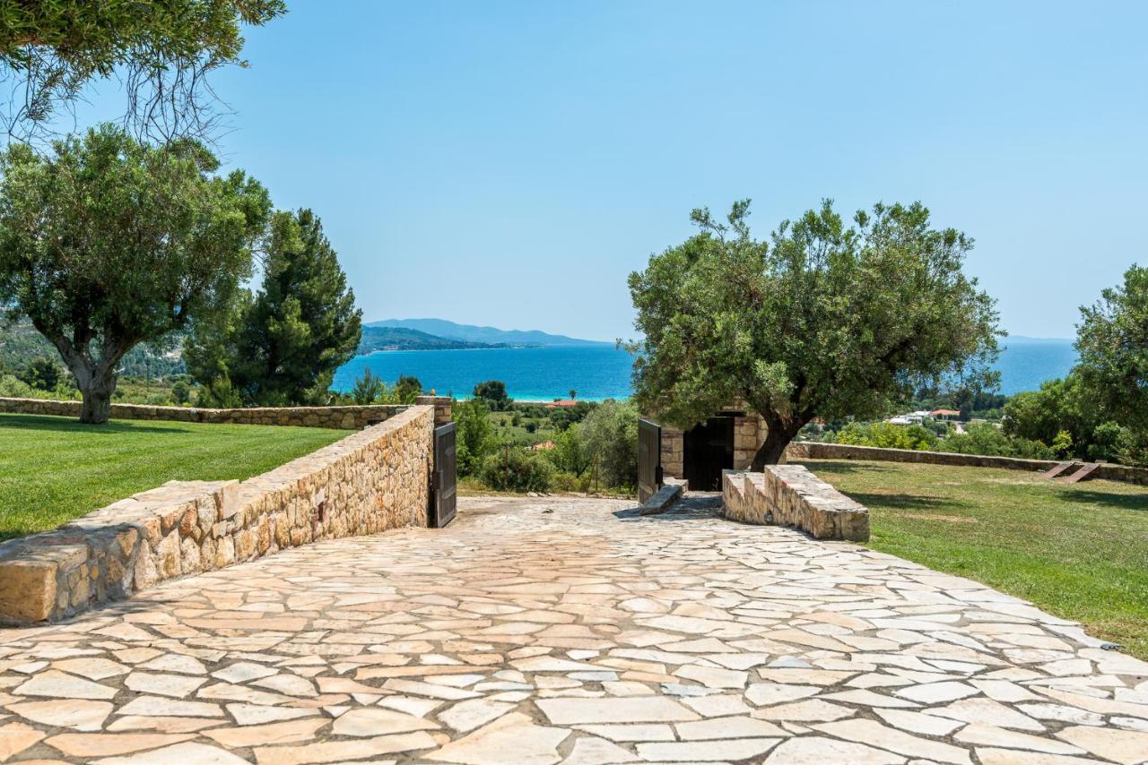 Sithonian Blue Royal Villa Nikiti  Extérieur photo