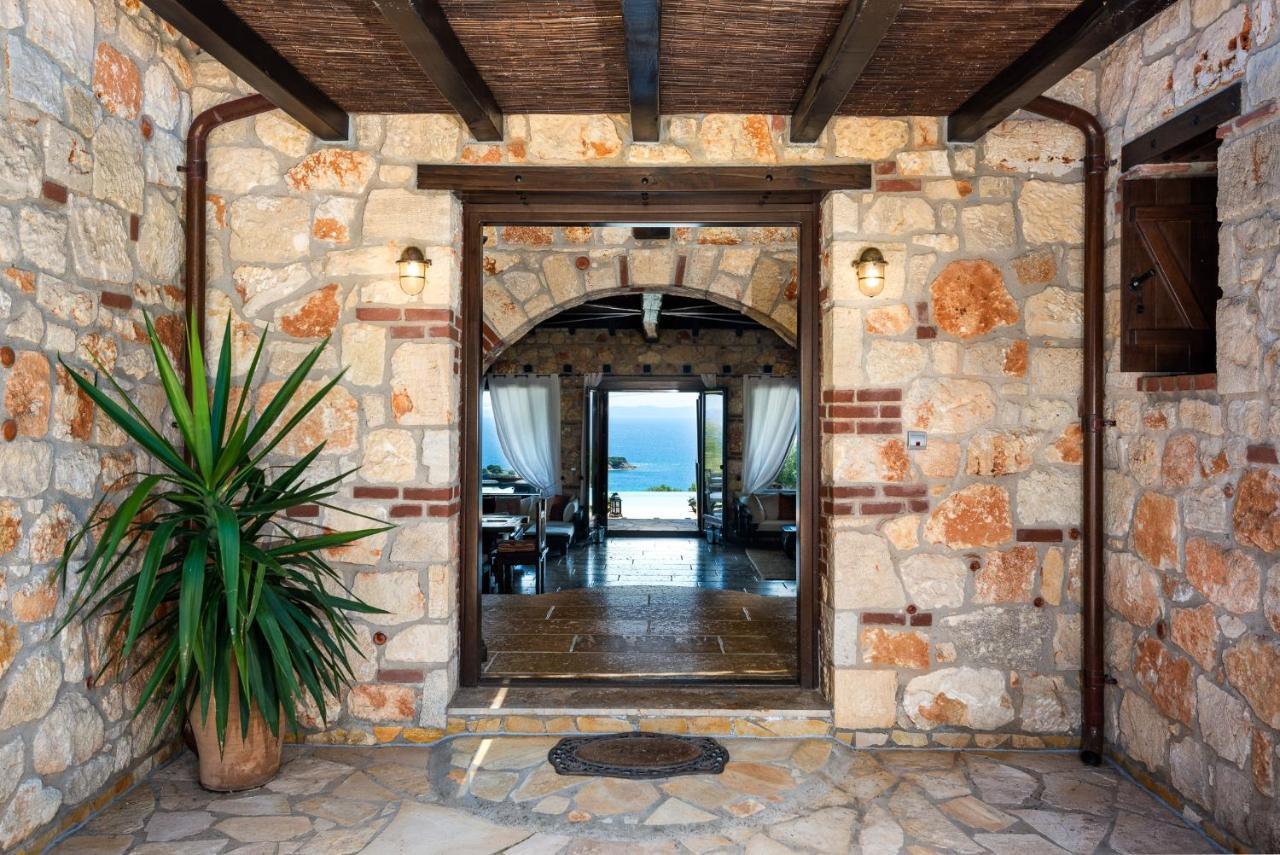 Sithonian Blue Royal Villa Nikiti  Extérieur photo